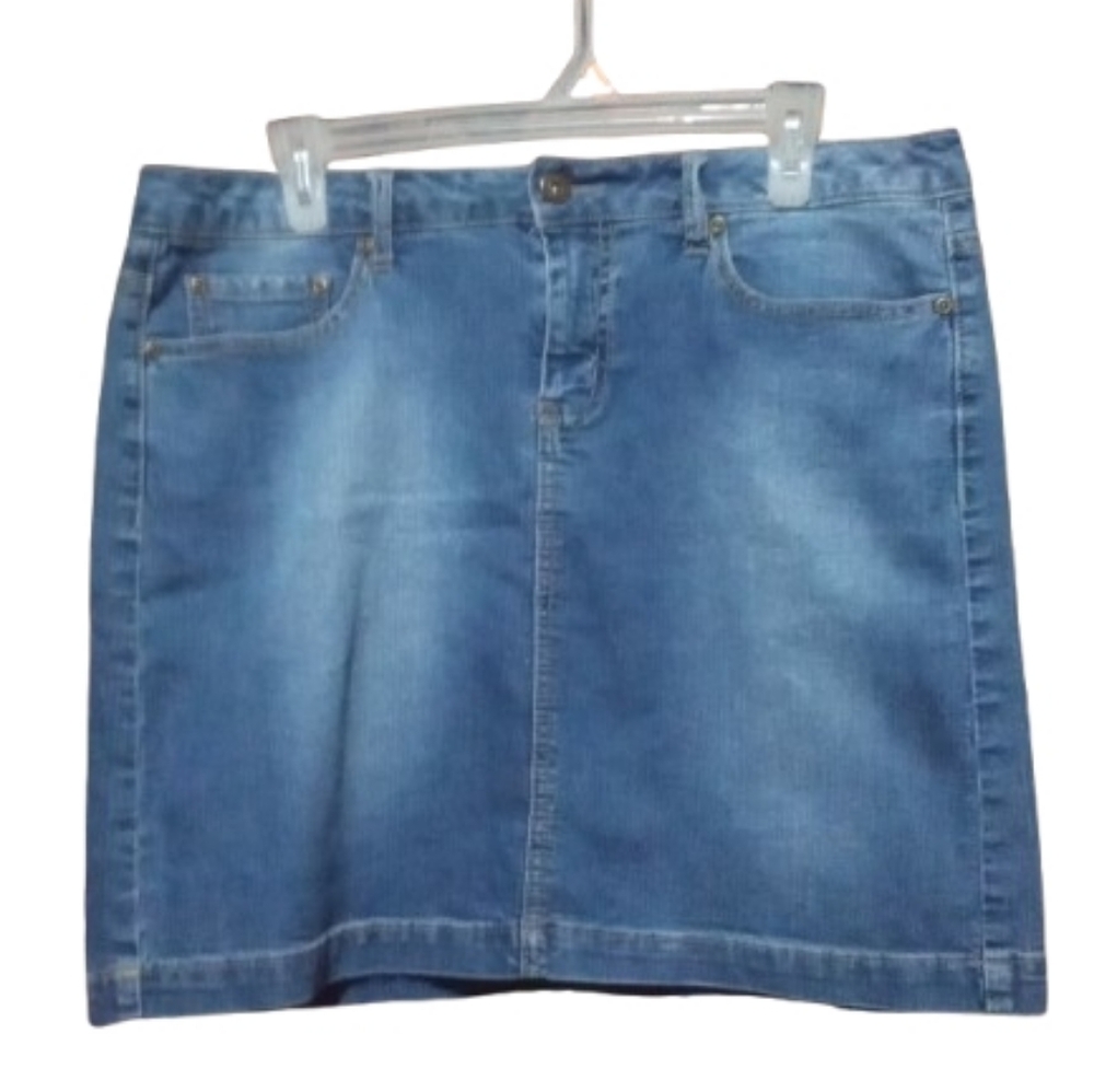 JW Low-Rise Embroidered Denim Skirt.